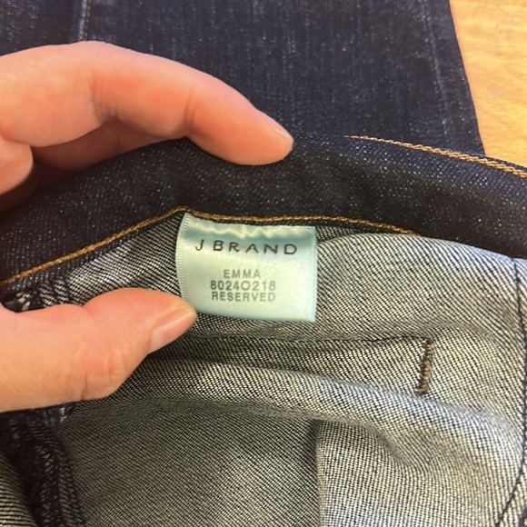J Brand Skinny Jeans. Size 27 - Picture 6 of 7